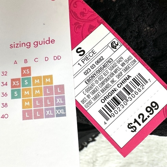 NWT Black Lace Padded Halter Bralette Size S - Picture 6 of 8